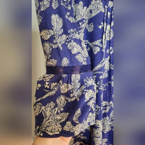 Lucky Brand Women's Floral Top Size Medium Purple Embroidered Lace Boho Peasant - Picture 8 of 9